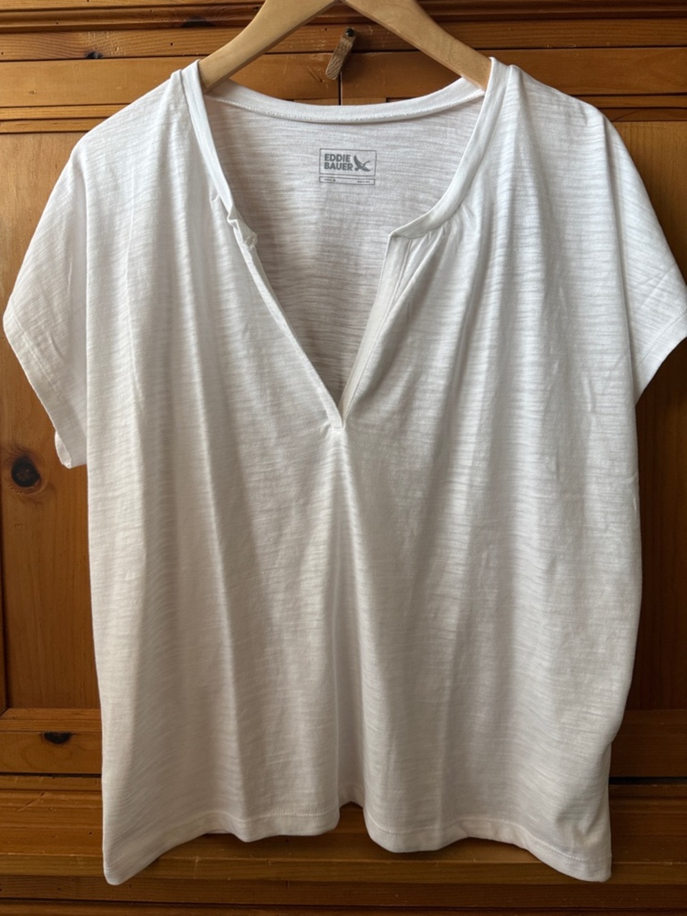 NWT Eddie Bauer “Sunny Slub Notch Neck Tee”, generous size Medium, White
